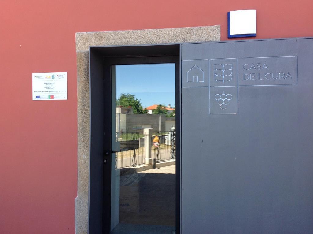 Hostal Casa de l Cura Miranda del Duero Exterior foto